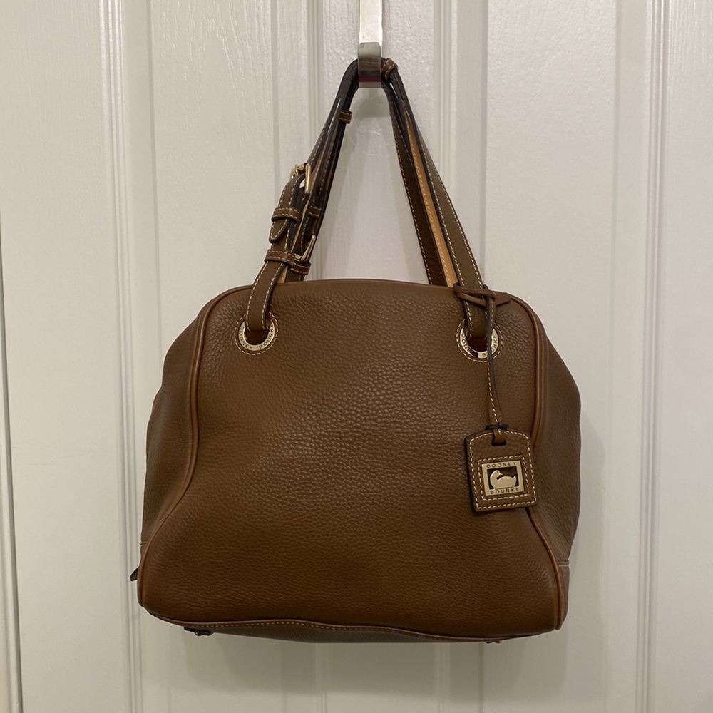 Dooney & Bourke